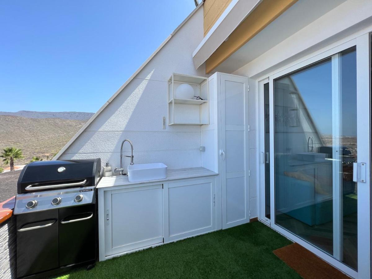 2 Bedroom Apartment With Breathtaking View Of The Sea - Sunset 아데제 외부 사진