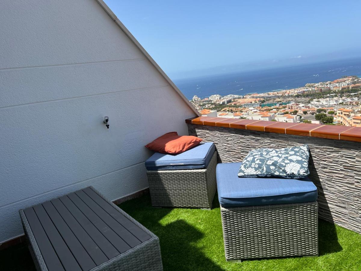 2 Bedroom Apartment With Breathtaking View Of The Sea - Sunset 아데제 외부 사진