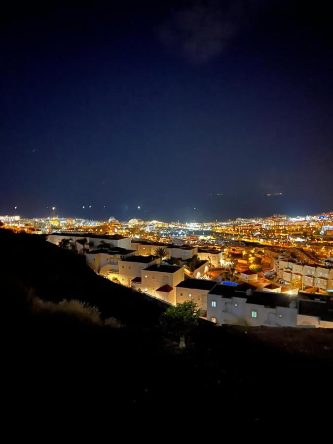 2 Bedroom Apartment With Breathtaking View Of The Sea - Sunset 아데제 외부 사진